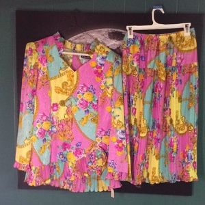 AMAZING deadstock still has tags two piece set.